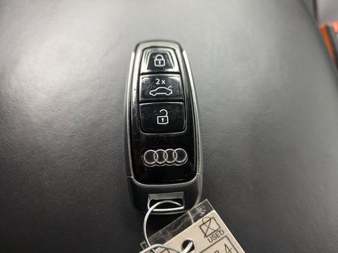 Used 2021 Audi RS Q8 4.0T image 34