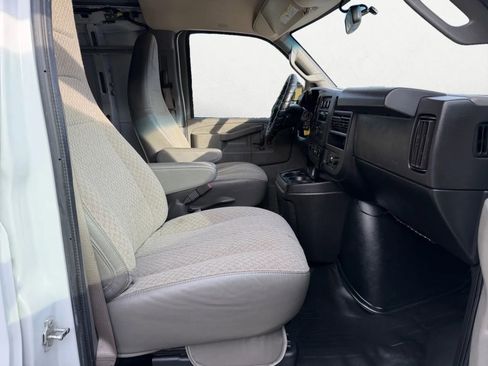 Used 2020 Chevrolet Express 2500 w/ Driver Convenience Package image 22