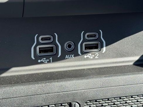New 2026 RAM 1500 Laramie AWD/4WD image 24