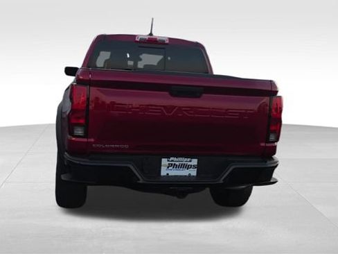 Certified 2024 Chevrolet Colorado Trail Boss w/ Technology Package AWD/4WD image 11