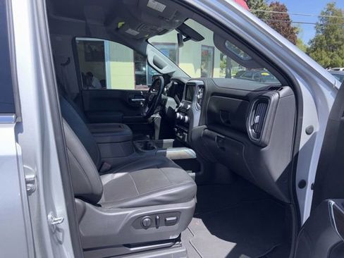 Used 2020 GMC Sierra 1500 SLT RWD image 22