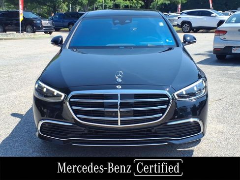 Used 2024 Mercedes-Benz S 580 4MATIC Sedan image 2