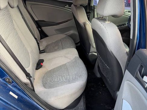 Used 2015 Hyundai Accent GLS FWD image 13