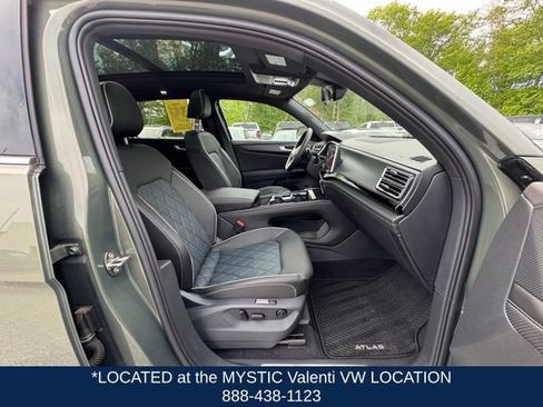 Certified 2026 Volkswagen Atlas Cross Sport SEL Premium R-Line AWD/4WD image 27