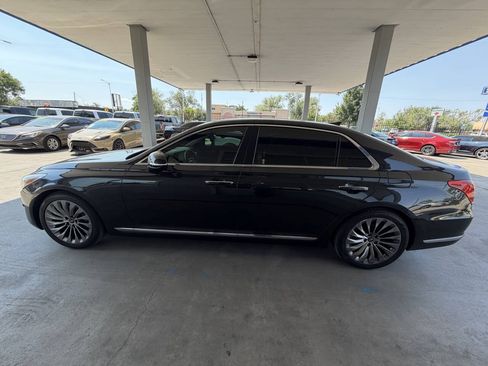 Used 2019 Genesis G90 3.3T Premium RWD image 5