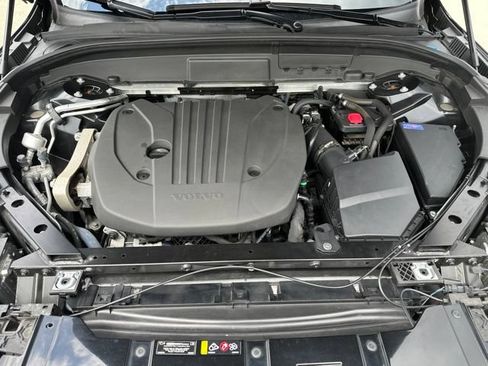 Certified 2023 Volvo XC60 B5 Core w/ Climate Package AWD/4WD image 32