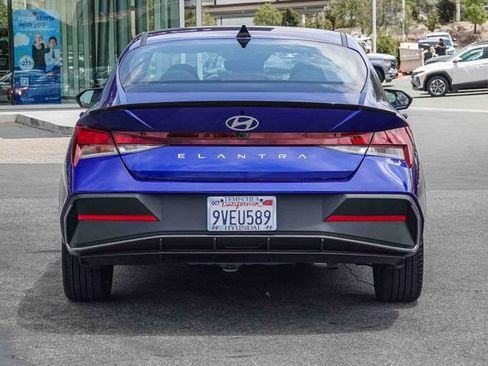 Certified 2025 Hyundai Elantra Sport FWD image 6