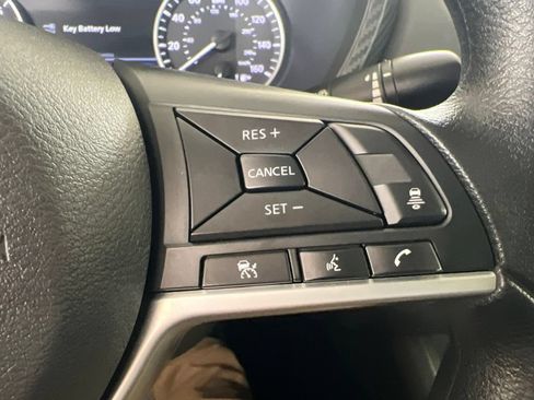 Certified 2023 Nissan Sentra SV FWD image 53