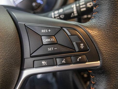 Used 2023 Nissan Kicks SR FWD image 29