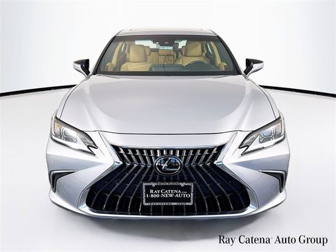 Certified 2023 Lexus ES 350 w/ Premium Package image 2