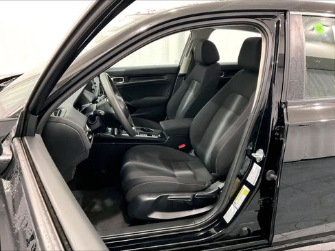 Used 2023 Honda Civic LX image 10