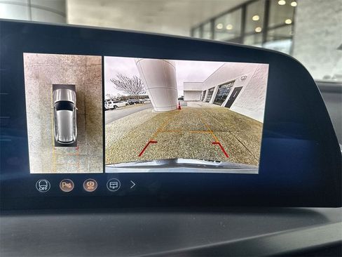 Certified 2026 Cadillac Vistiq Sport image 15