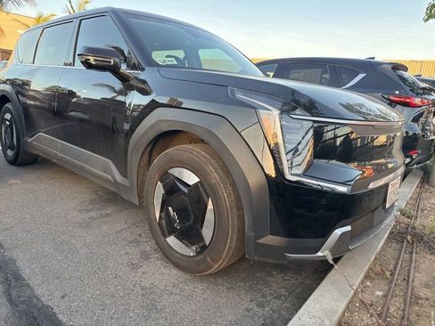 Used 2024 Kia EV9 Light image 1