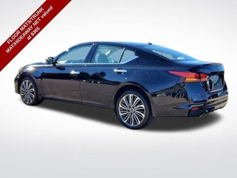 Used 2024 Nissan Altima 2.5 SL image 3
