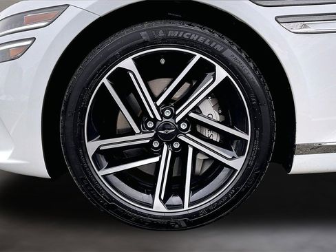 Used 2025 Genesis G80 2.5T Advanced image 31