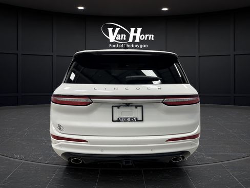 Used 2021 Lincoln Corsair Grand Touring w/ Equipment Group 301A AWD/4WD image 14