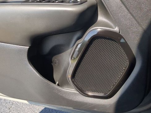 Used 2020 Jeep Renegade Altitude image 30