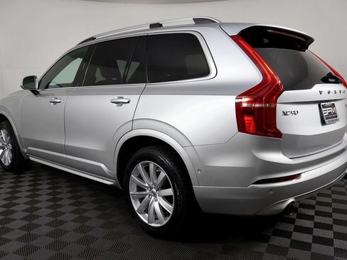 Used 2018 Volvo XC90 T5 Momentum w/ Convenience Package AWD/4WD image 12