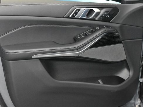 Certified 2025 BMW X5 M60i AWD/4WD image 4