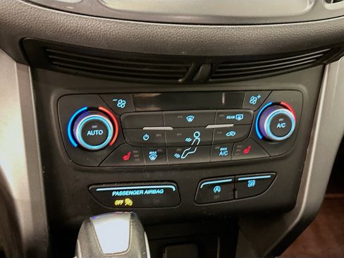 Used 2018 Ford Escape SEL image 23