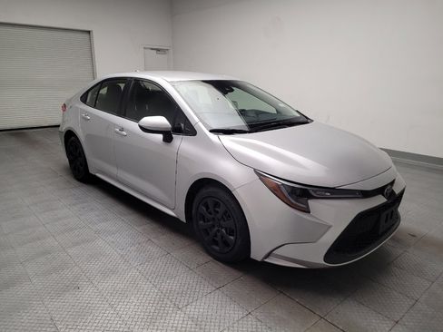 Used 2022 Toyota Corolla LE w/ Carpet Mat Package (TMS) FWD image 13