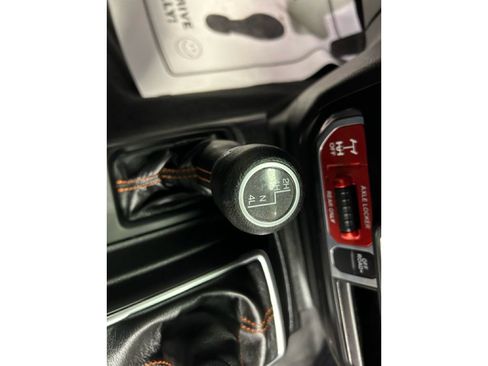 Used 2021 Jeep Gladiator Mojave AWD/4WD image 14