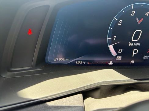 Used 2020 Chevrolet Corvette Stingray Preferred Cpe w/ 2LT Preferred Equipment Group RWD image 26