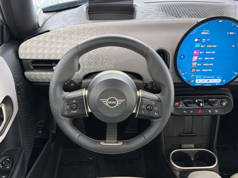 Certified 2025 MINI Cooper S FWD image 18