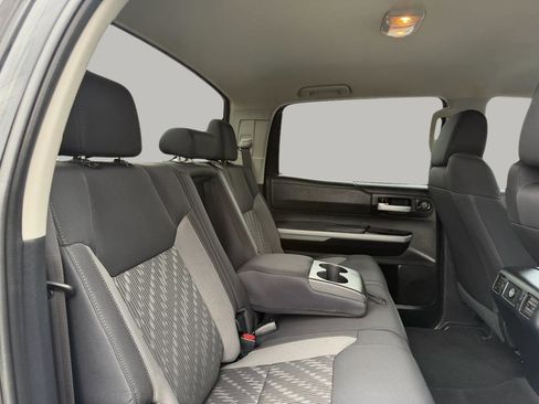 Used 2018 Toyota Tundra SR5 w/ SR5 Upgrade Package image 36