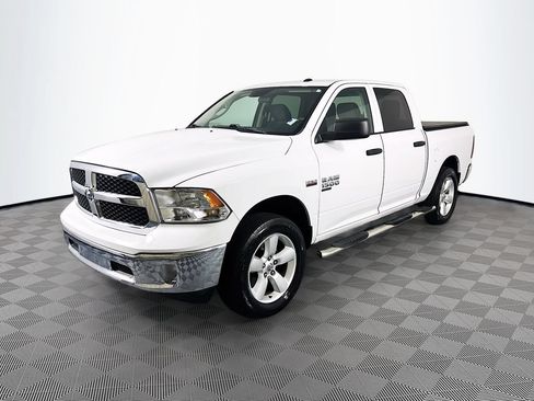 Used 2021 RAM 1500 Tradesman w/ Tradesman SXT Package RWD image 3