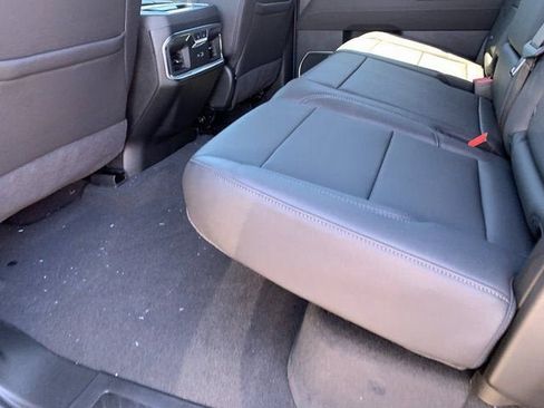 New 2025 GMC Sierra 2500 SLT w/ SLT Convenience Package image 12