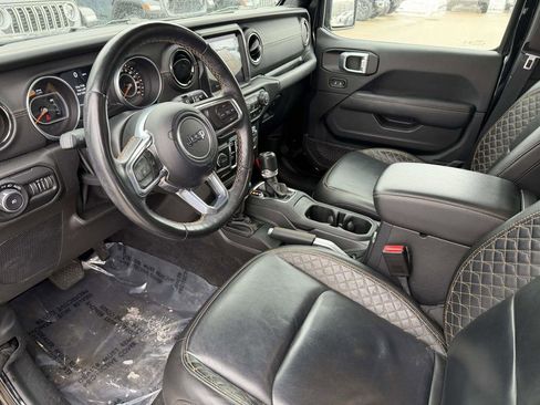 Used 2021 Jeep Wrangler Unlimited Sahara image 21