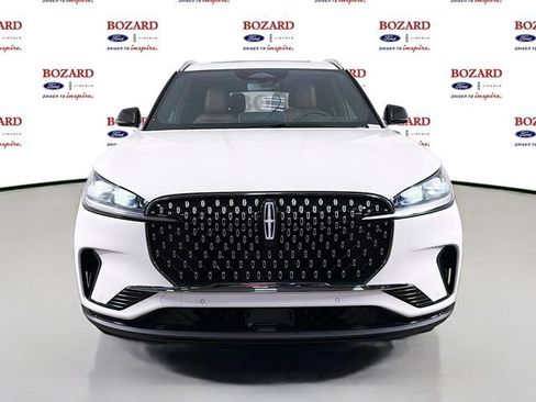 New 2026 Lincoln Aviator Reserve RWD image 3