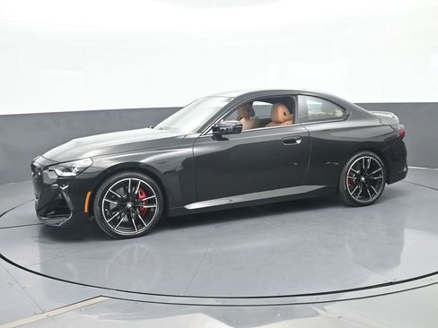 Used 2026 BMW M240i xDrive Coupe image 2