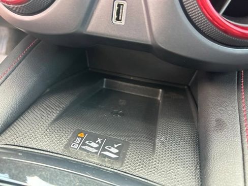 Used 2020 Chevrolet Blazer RS FWD image 32