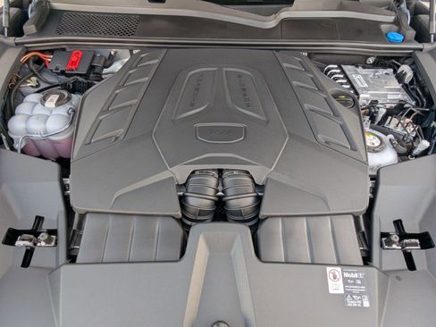 New 2026 Porsche Cayenne Turbo image 28