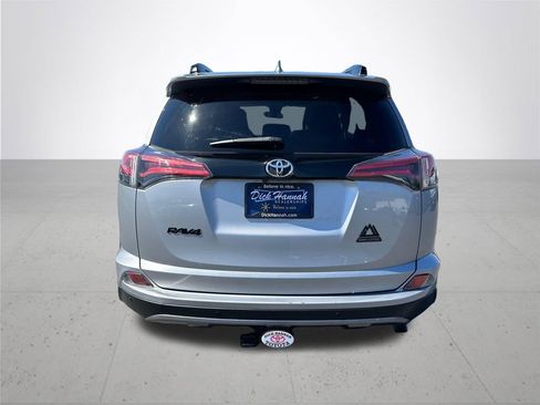 Used 2018 Toyota RAV4 Adventure image 8