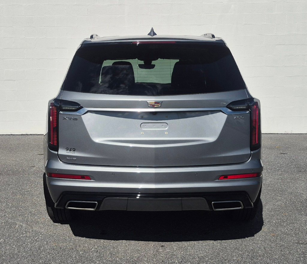 Used 2025 Cadillac XT6 Sport w/ Technology Package AWD/4WD image 19