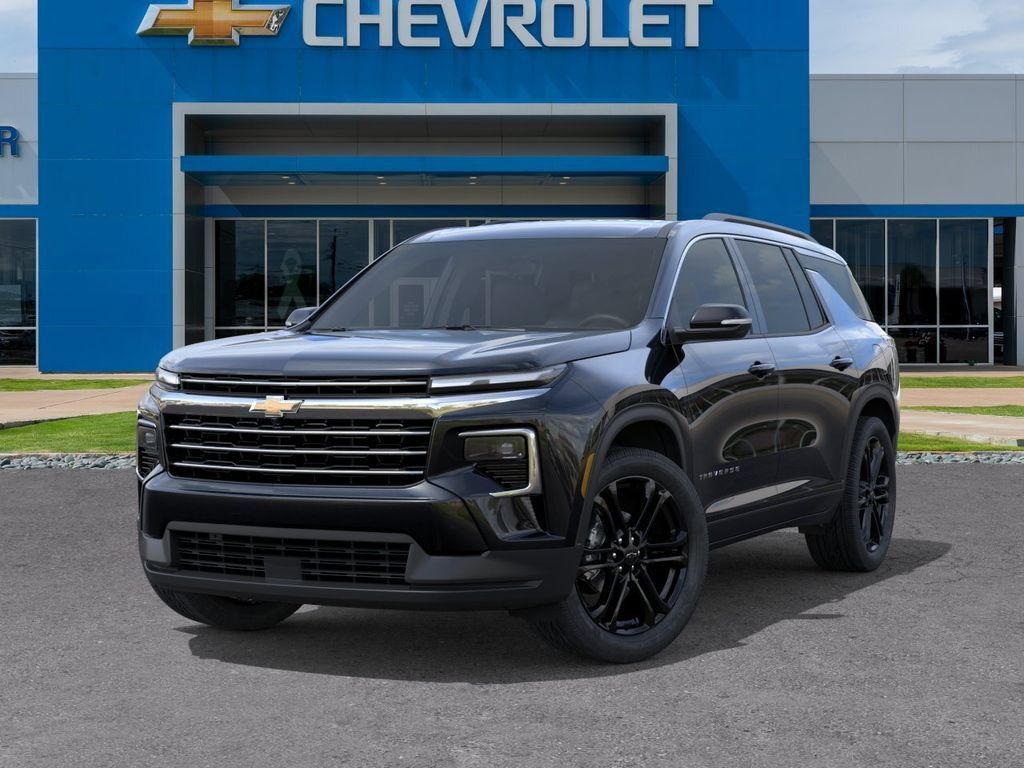 New 2027 Chevrolet Traverse LT w/ Driver Confidence Package FWD image 6