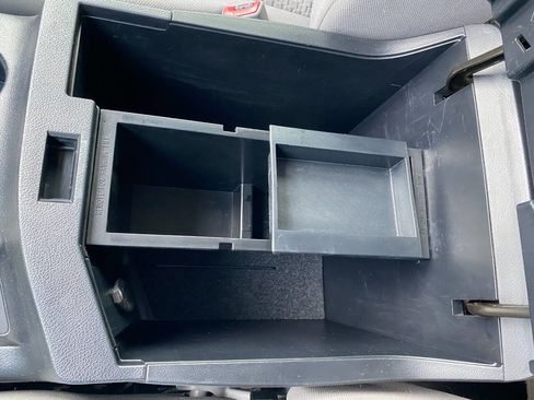 Used 2012 Toyota Tundra 4x4 Double Cab image 19