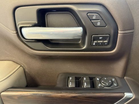 Used 2021 GMC Sierra 1500 SLT w/ SLT Premium Plus Package image 17