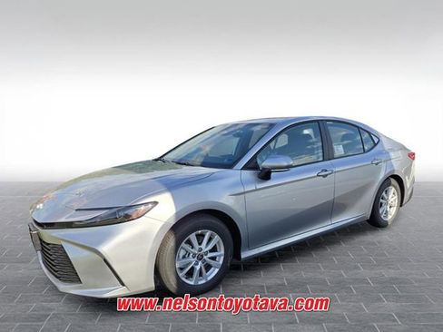 New 2026 Toyota Camry LE w/ Convenience Package FWD image 3
