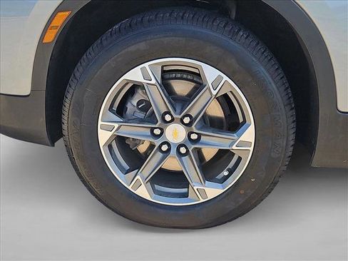Certified 2025 Chevrolet Blazer LT AWD/4WD image 23