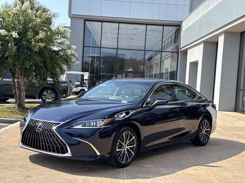 Used 2023 Lexus ES 350 w/ Premium Package FWD image 15