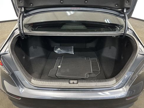 Certified 2025 Honda Accord LX image 27
