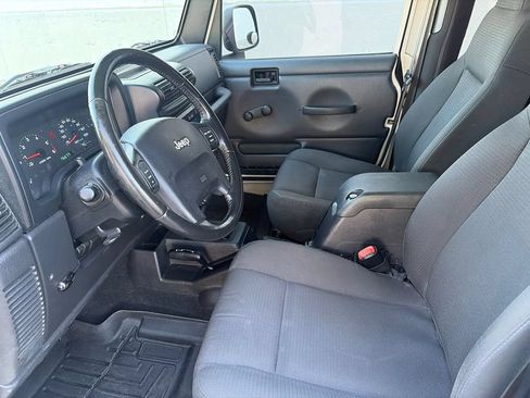 Used 2006 Jeep Wrangler X w/ Tire & Wheel Group (Ecco) AWD/4WD image 6