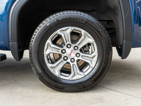 Used 2023 GMC Sierra 1500 SLT w/ SLT Convenience Package image 33