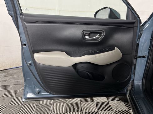 Used 2024 Honda HR-V LX image 14