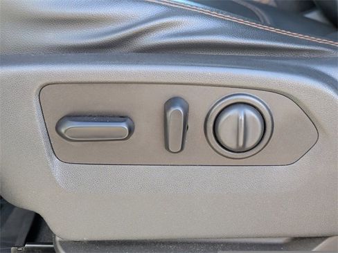 Used 2020 GMC Sierra 1500 AT4 w/ AT4 Premium Package image 21