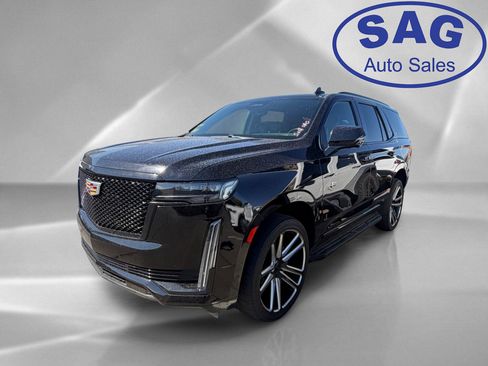 Used 2023 Cadillac Escalade Sport AWD/4WD image 5